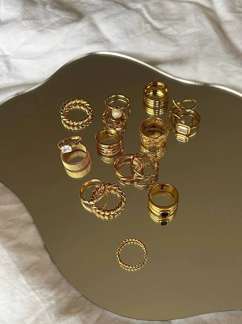 Geometrik Desenli Yüzük